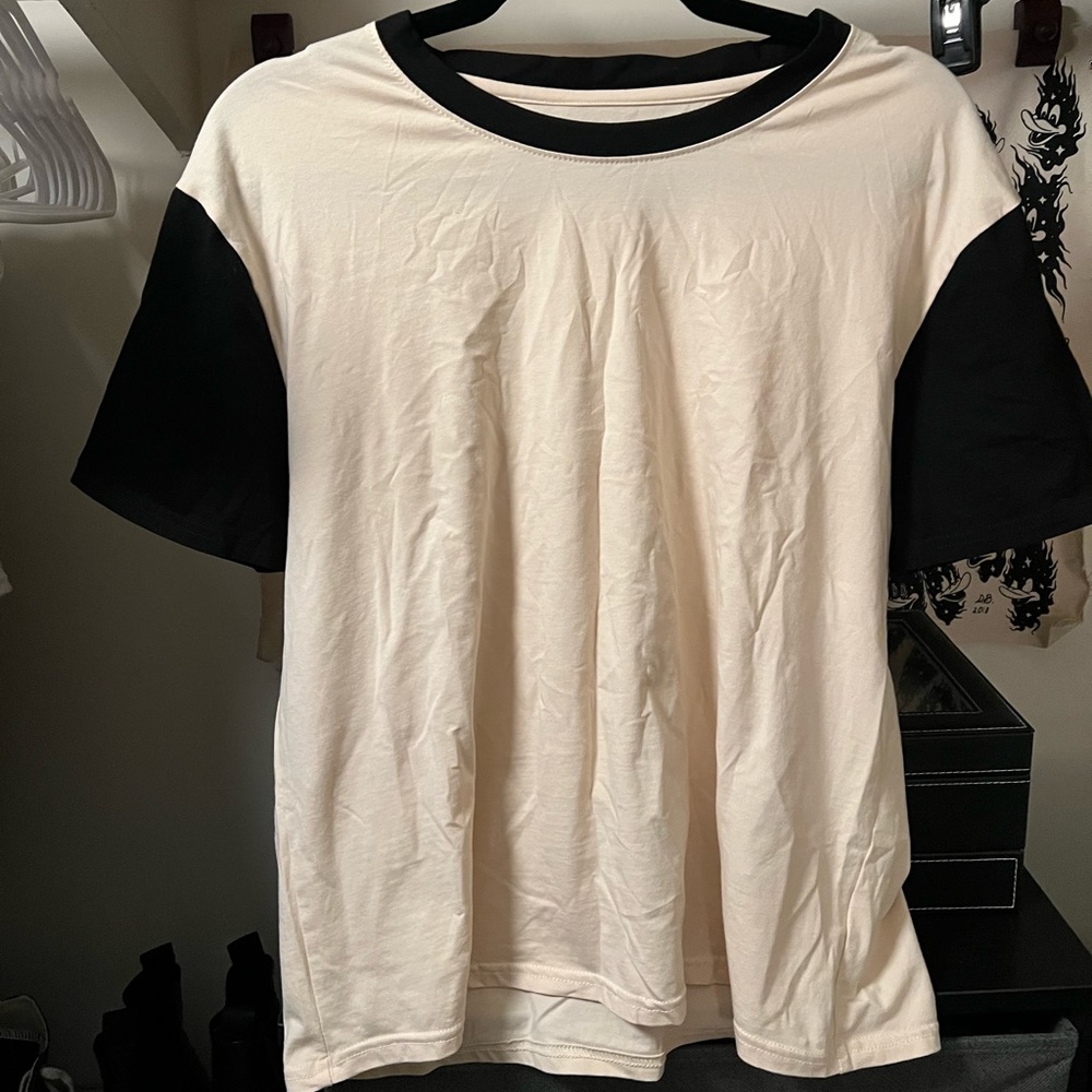 Tradlands Box T-Shirt
